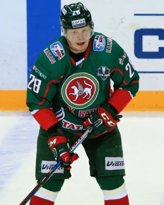 Denis Golubev — логотип
