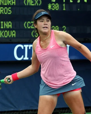 Alejandra Cisneros