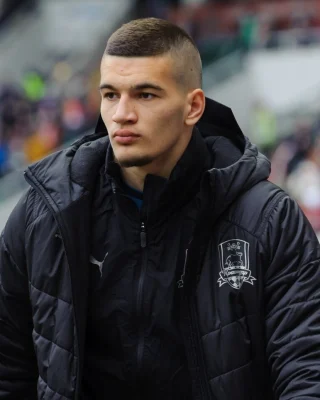 Александр Черников