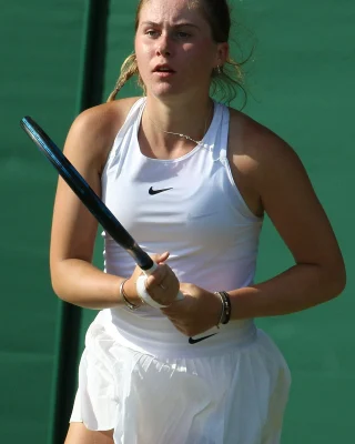 Ella McDonald