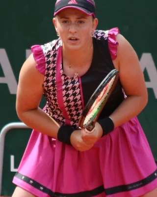 Елена Остапенко
