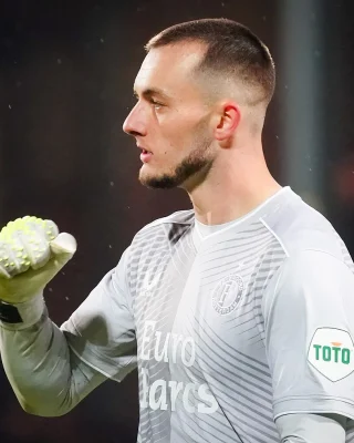 Джастин Бейло