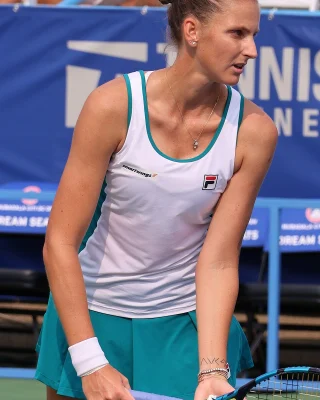 Каролина Плишкова