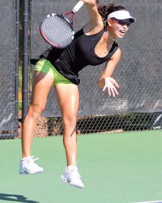 Stefanie Tan