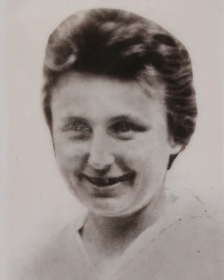 Вера Сукова