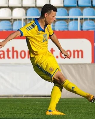 Дмитрий Иванисеня
